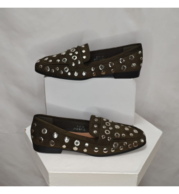 MANOLETINAS CON TACHUELAS